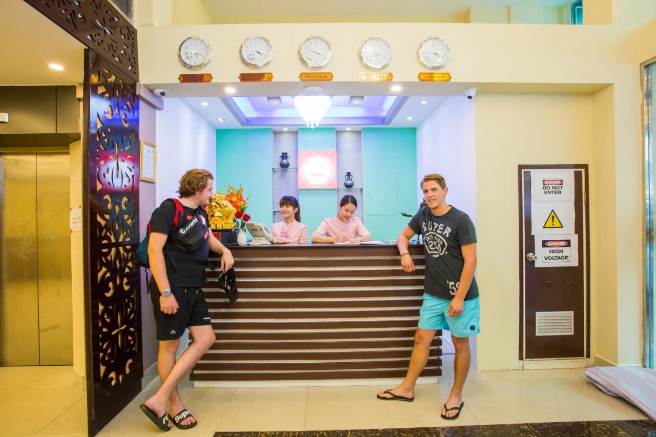 Golden Gate China Town Hotel Yangon Extérieur photo