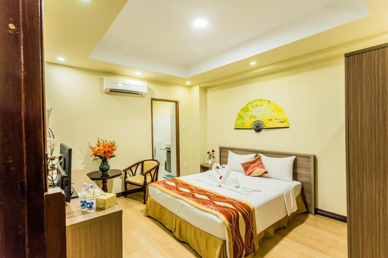 Golden Gate China Town Hotel Yangon Extérieur photo