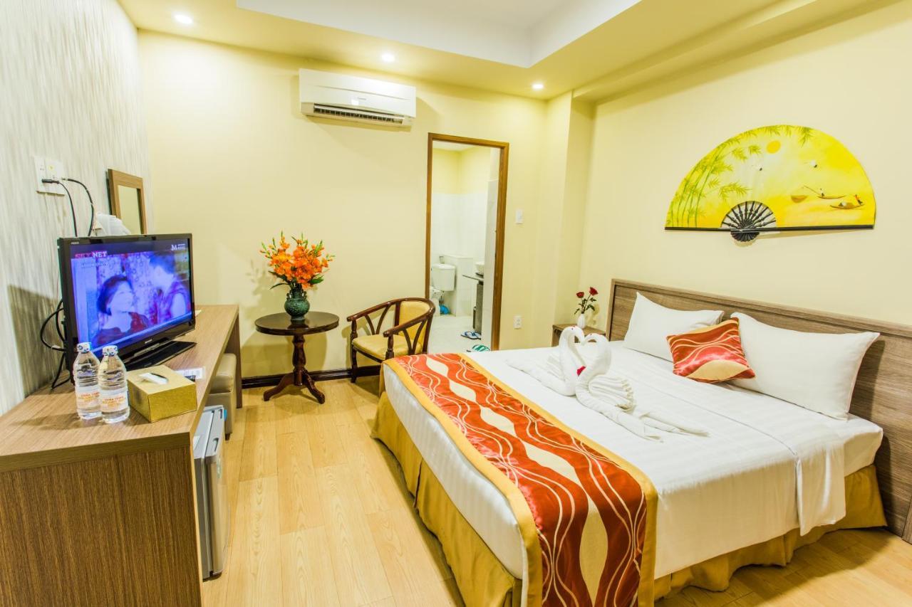 Golden Gate China Town Hotel Yangon Extérieur photo