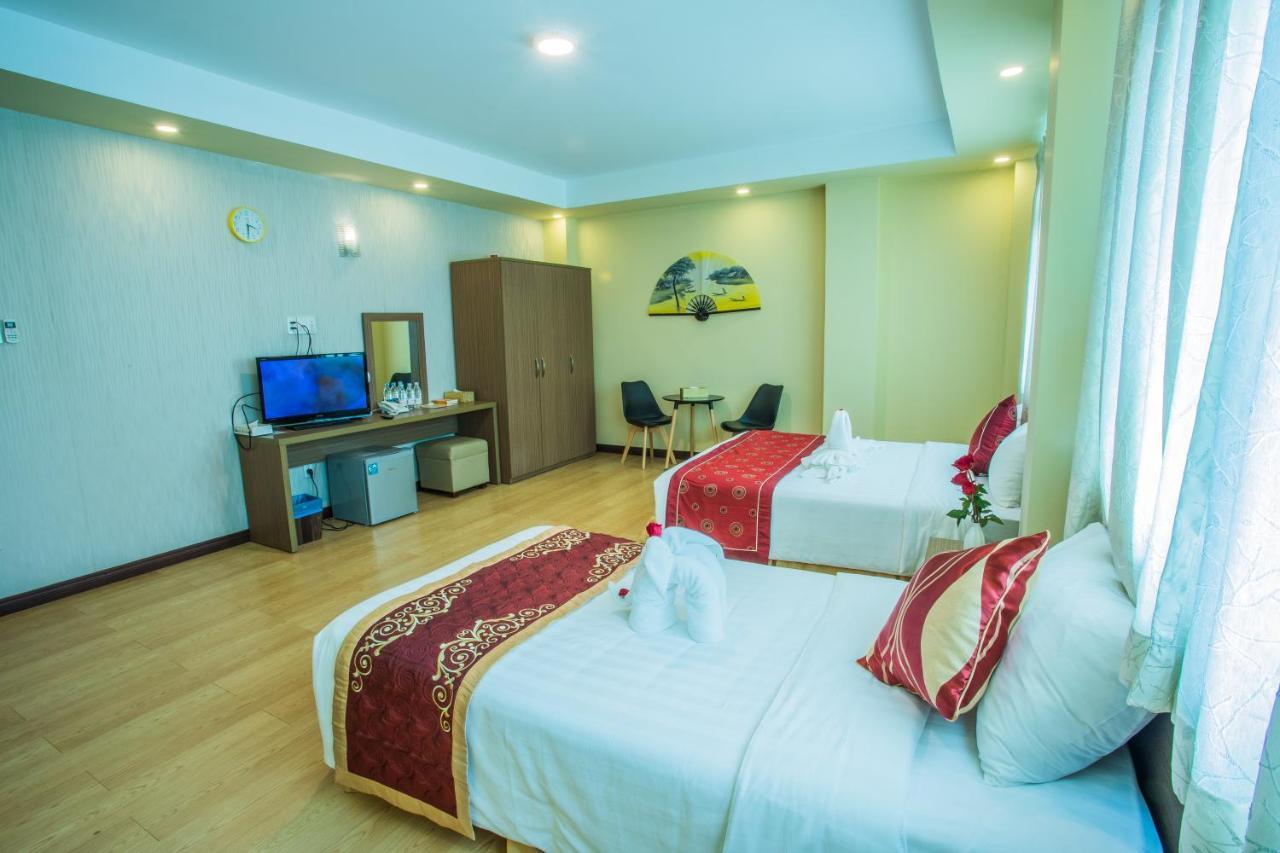 Golden Gate China Town Hotel Yangon Extérieur photo